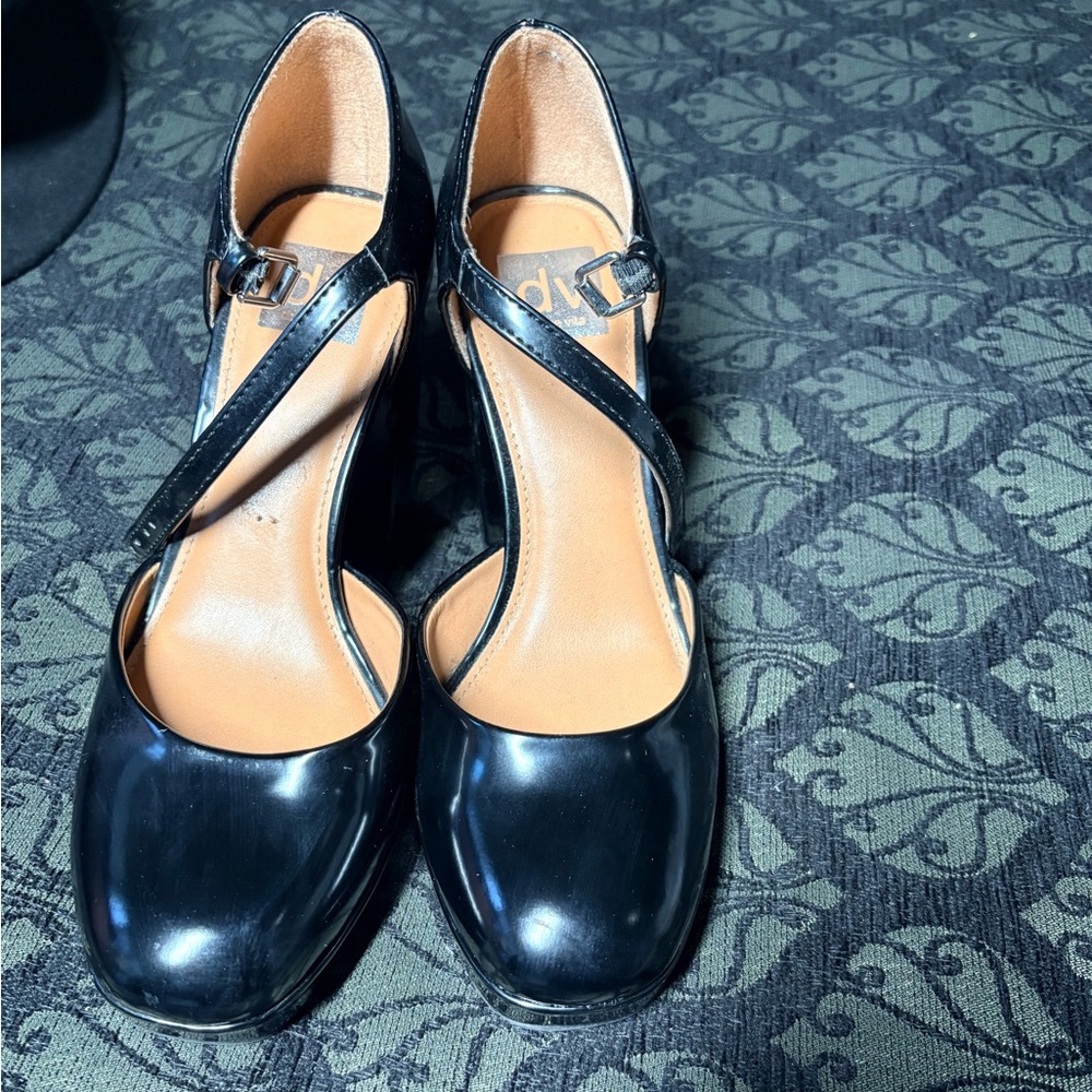 Matte Patten Mary Jane